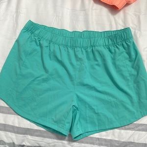 Columbia PFG shorts - Size Medium